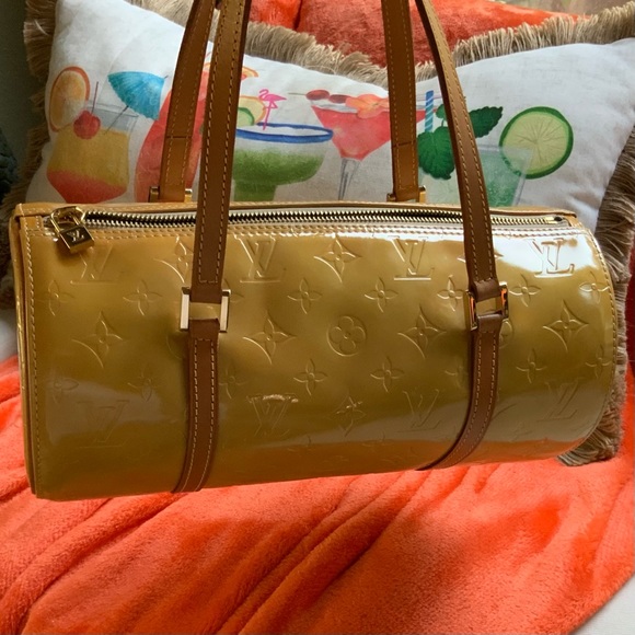 Louis Vuitton Monogram VERNIS Bedford beige bag - Picture 10 of 16